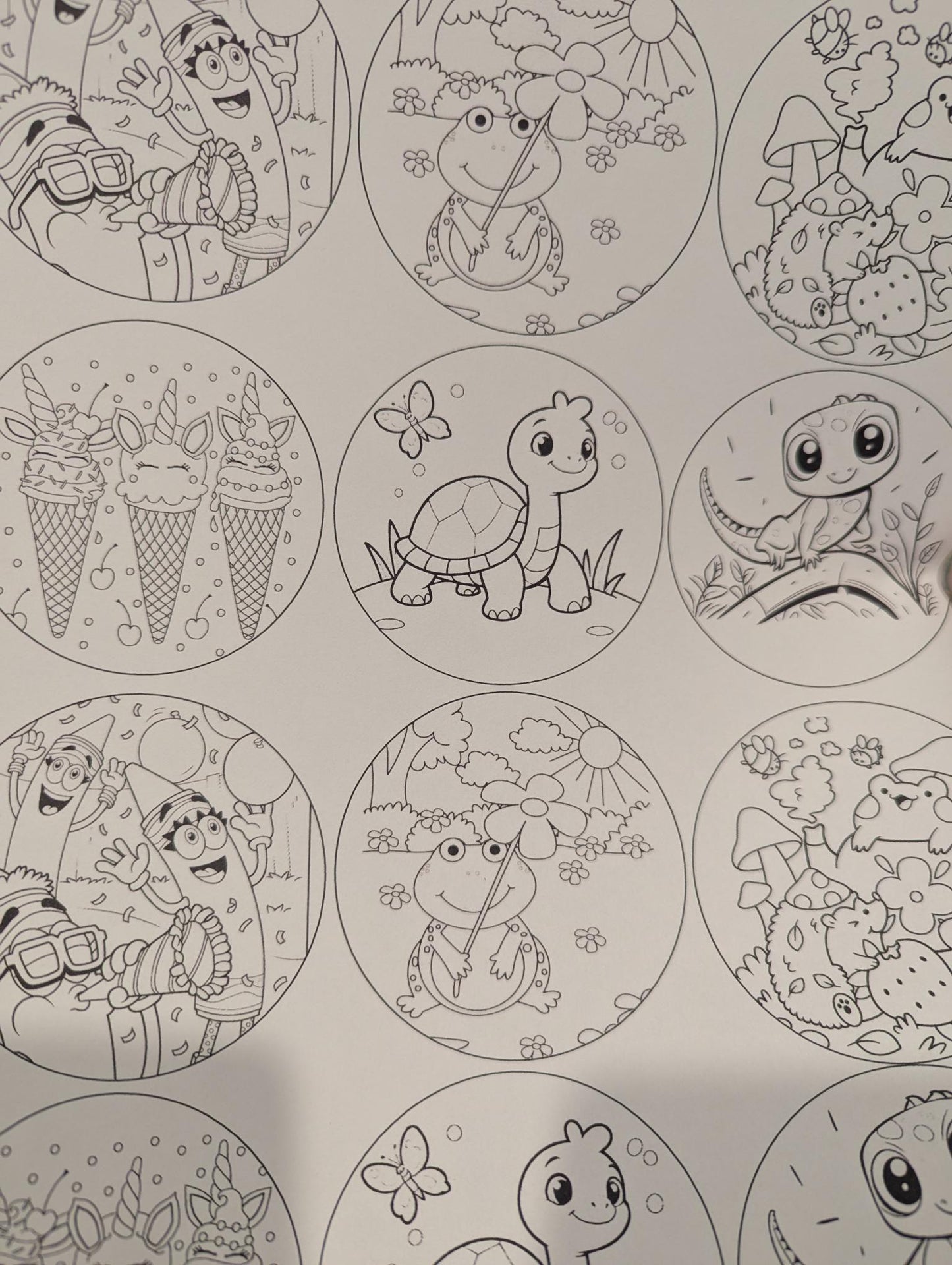 Cookie Colouring in packs